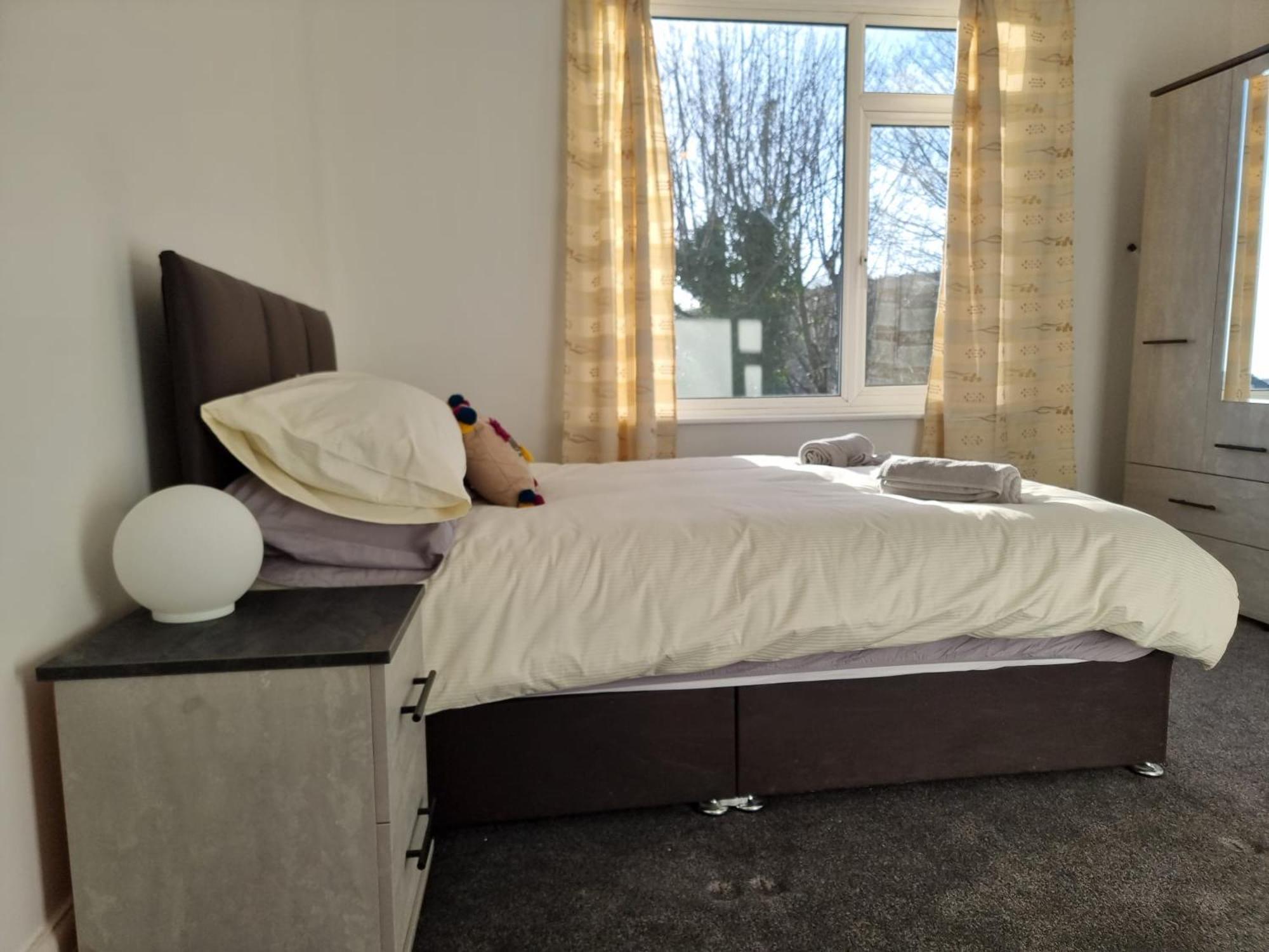 Radiant Accommodation Manor Lane Plymouth Kültér fotó